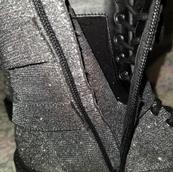 Jessica Simpson boots - Picture 4 of 4